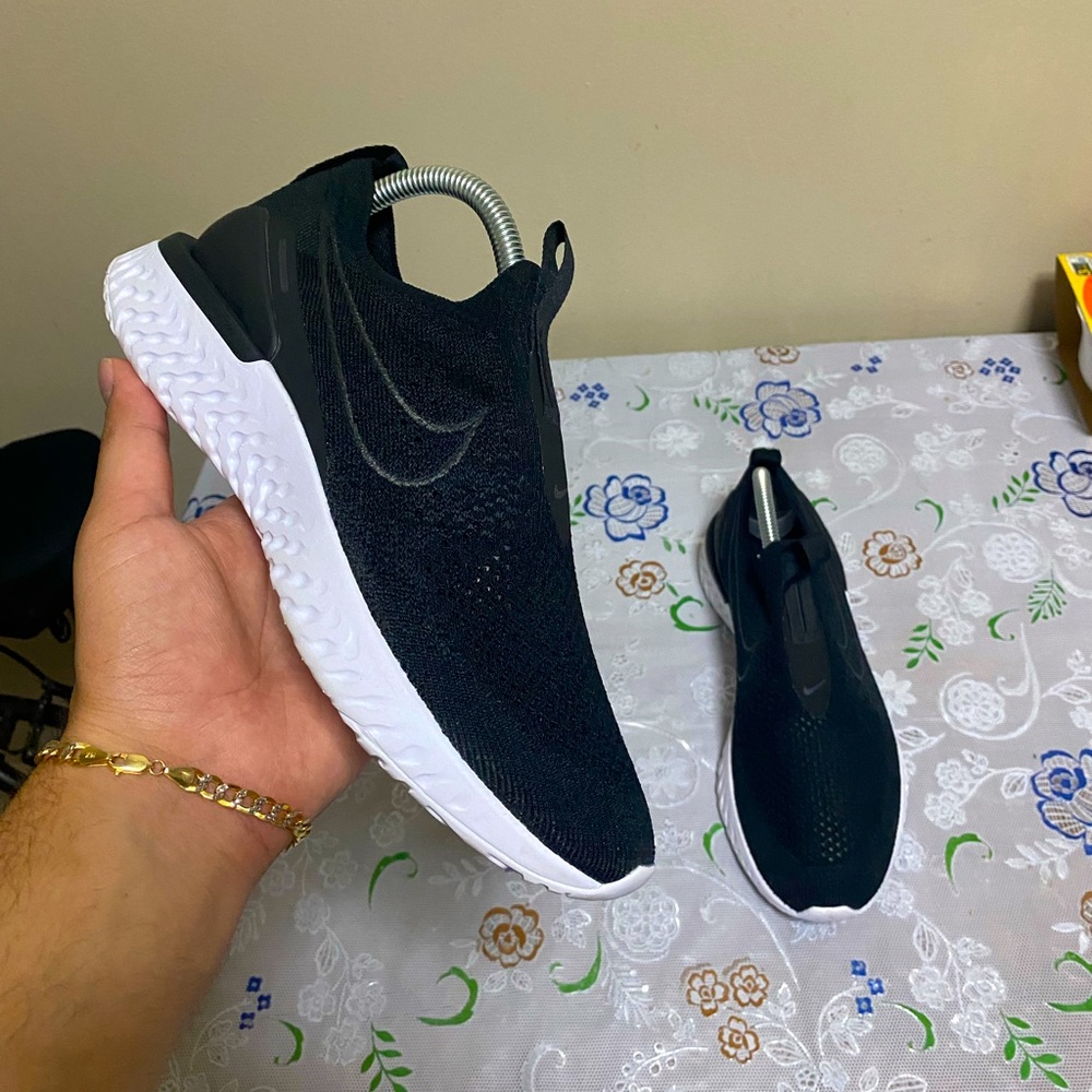 Women’s Nike epic react size 8